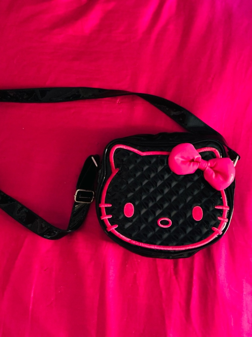 🖤 Hello Kitty Crossbody 🩷